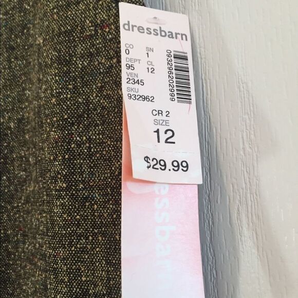 Dress barn Capris  - Picture 3 of 6